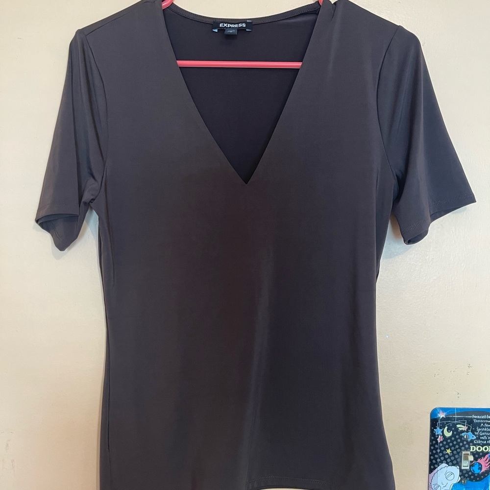 Express body contour top